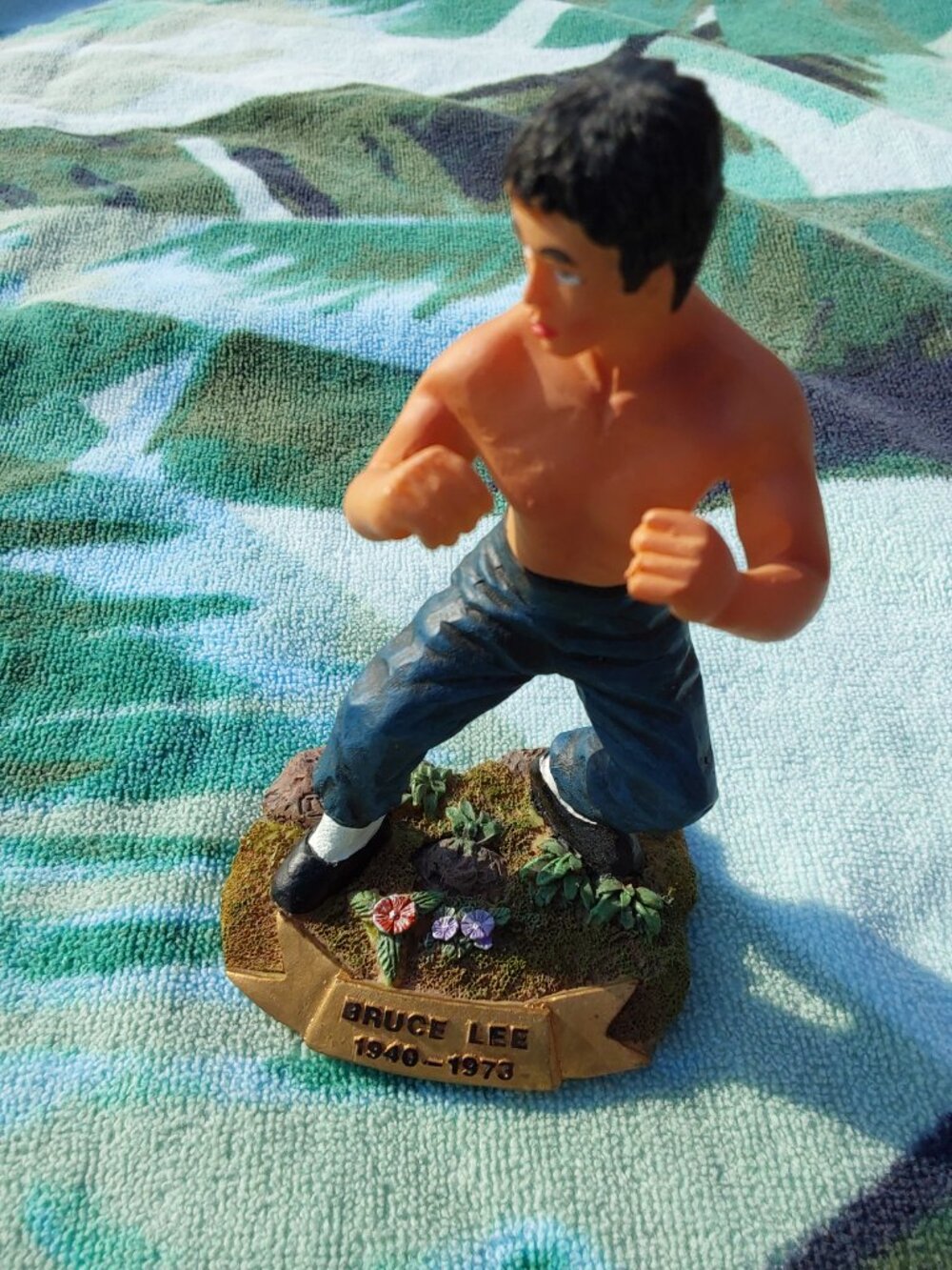 VINTAGE BRUCE LEE THE LEGEND RARE & FLAWLESS - Picture 2 of 16